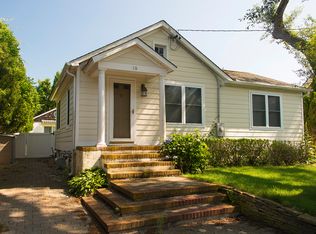 19 Bailey Rd, Southampton, NY 11968