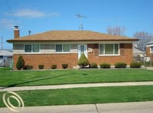 14117 Adams Ave, Warren, MI 48088