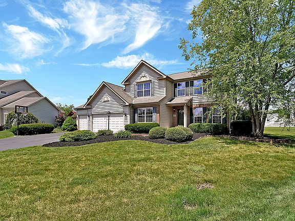 2nd image of 6337 Capilano Ct