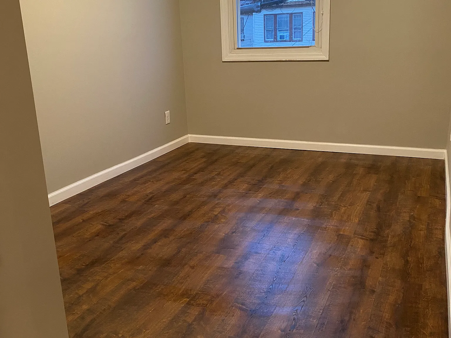 3 bed, $2,700 — Photo 3