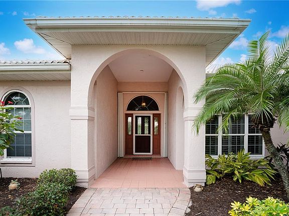 4th image of 566 Khyber Ln