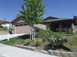 29447 Falling Leaf Dr, Lake Elsinore, CA 92530