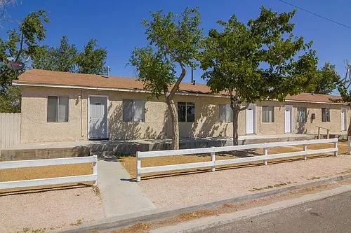 2634 Desert St #8 Photo 1