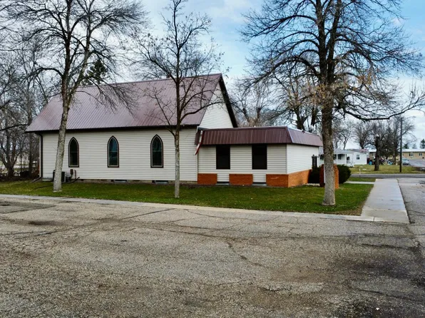 502 4th Ave, Wilmot, SD 57279