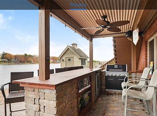 1224 Lakeside Dr, Howell, MI 48843