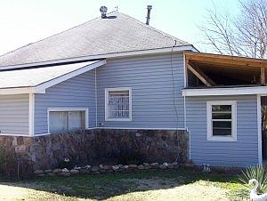 3rd image of 212 E Camp St