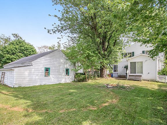 4th image of 4080 Joyce Ave