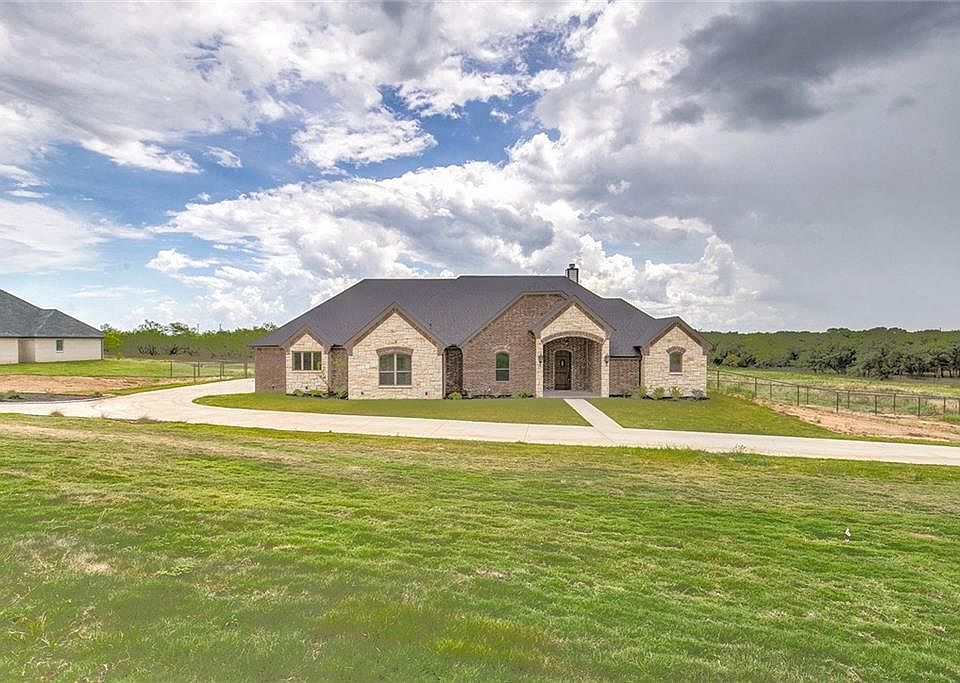1st image of 101 Hondo Cir