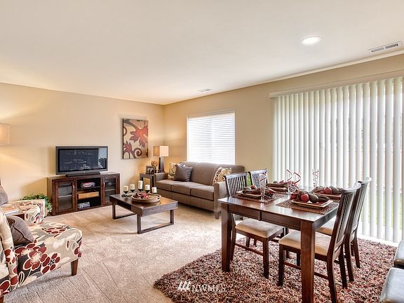 4th image of 2477 Breen Lane SW #40