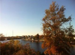 Pontchartrain Dr, Slidell, LA 70458