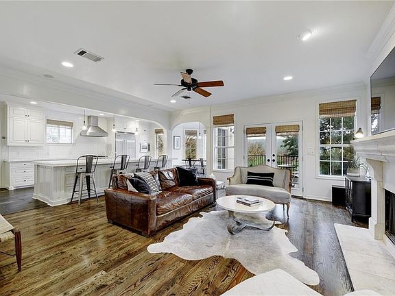 5th image of 9424 Westminster Glen Ave