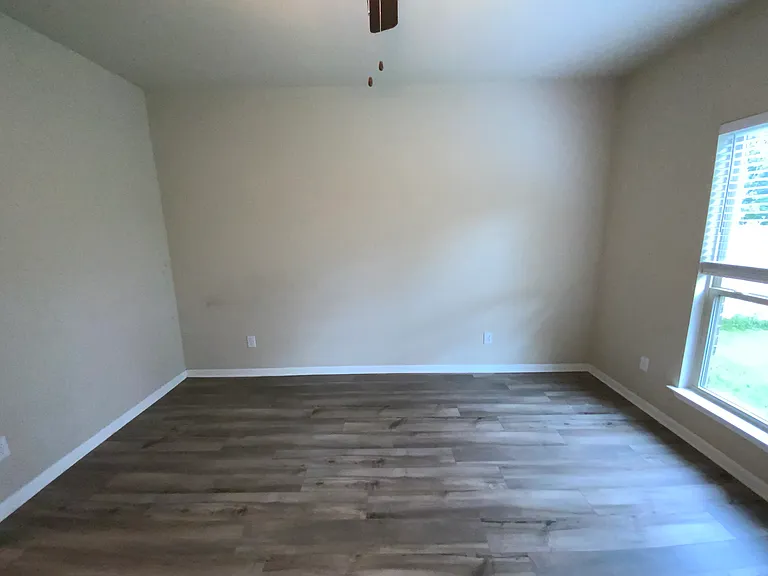 5073 Dickinson Loop — Photo 15