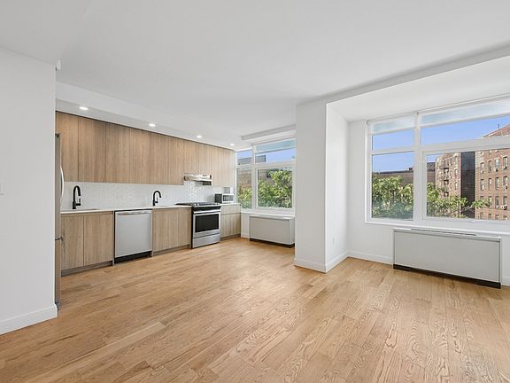 4th image of 1277 E 14th St APT 103B