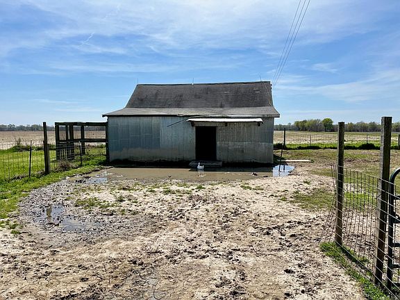 5th image of 6053 Highway 86 E