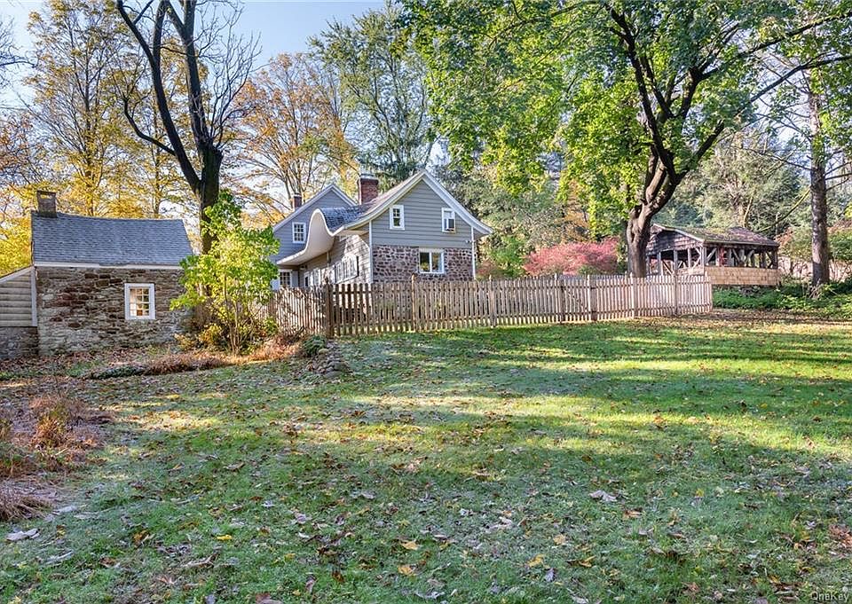 6 Sickletown Rd, Pearl River, NY 10965 Zillow