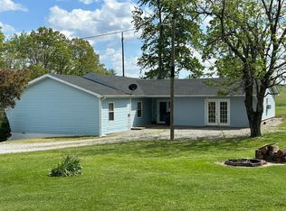 1 Bushwack Rd, Golconda, IL 62938