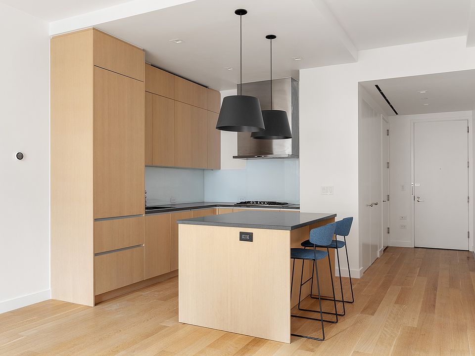 1st image of 21 E 12th St #7C