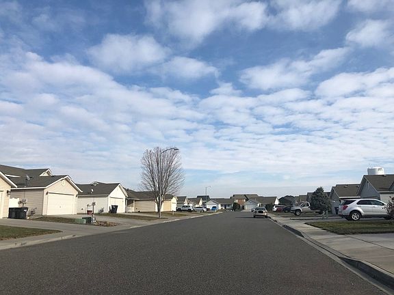 5th image of 7819 Deschutes Dr