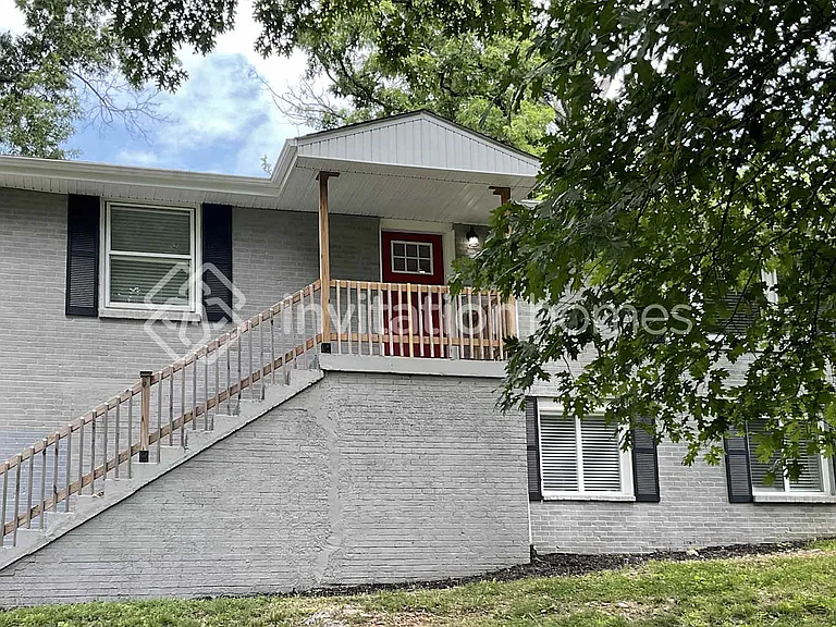 4856 Torbay Dr — Photo 1
