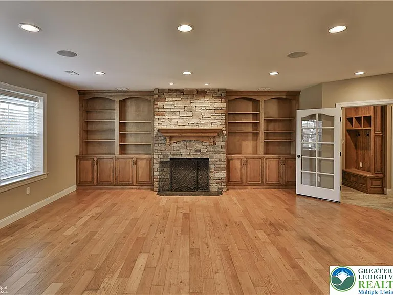 284 Walker Rd — Photo 65