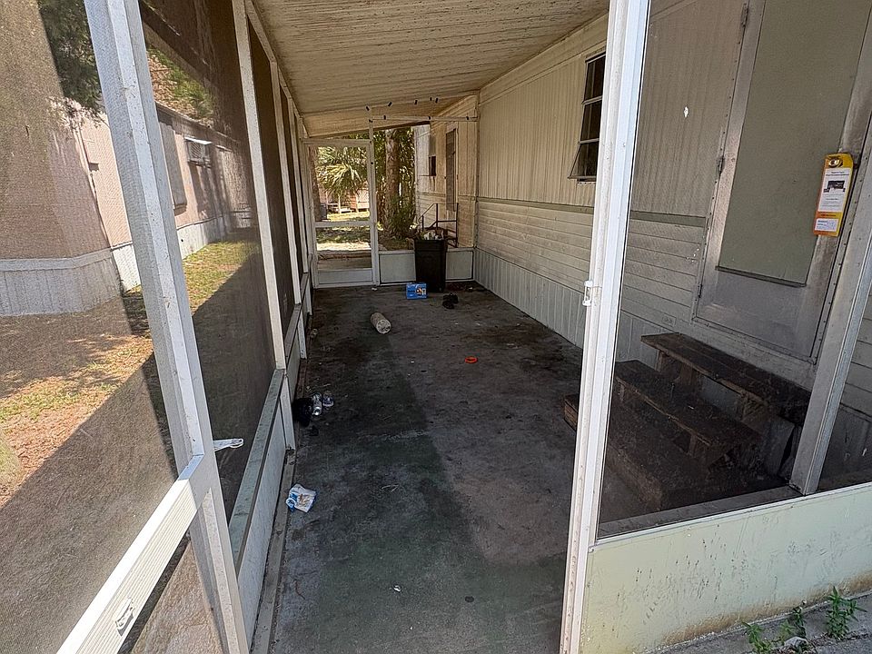 2nd image of 920 Boardwalk Ln #859