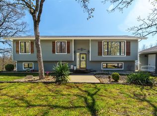 300 Dogwood St, Gore, OK 74435
