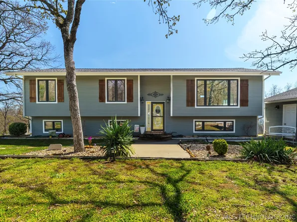 300 Dogwood St, Gore, OK 74435