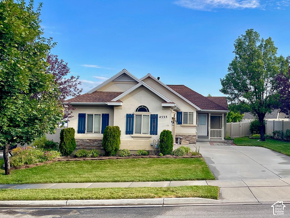 1st image of 4533 N Stoneybrook Way