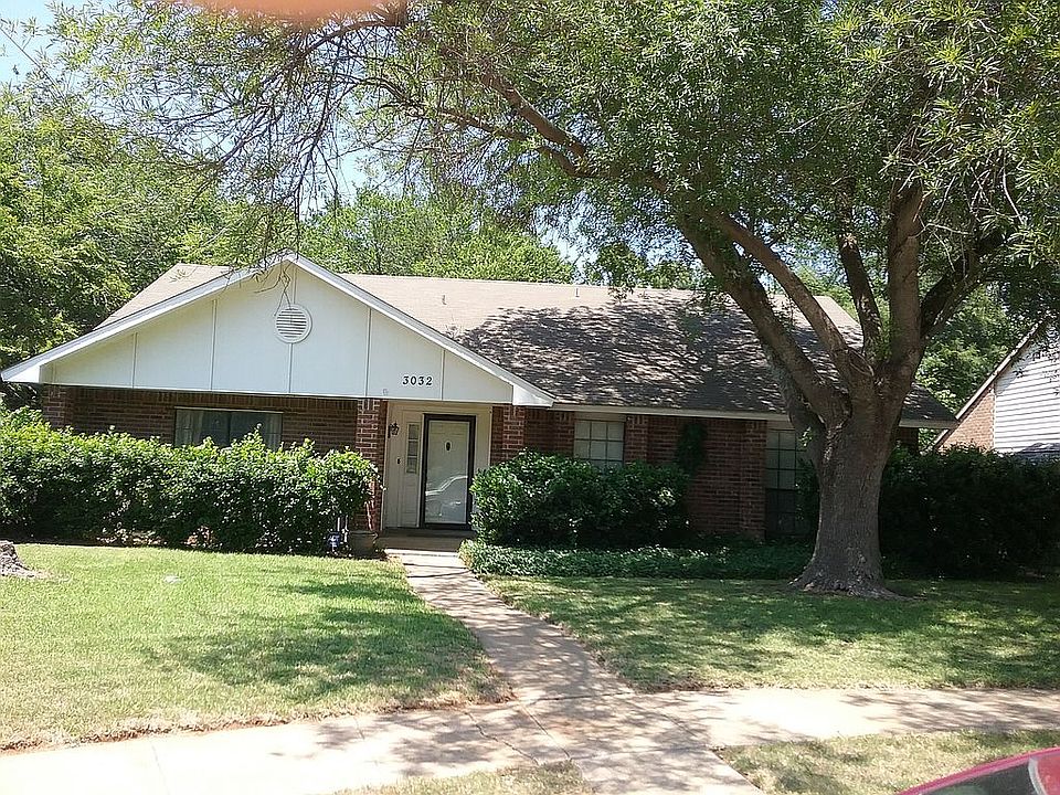 1st image of 3032 Newcastle Ct