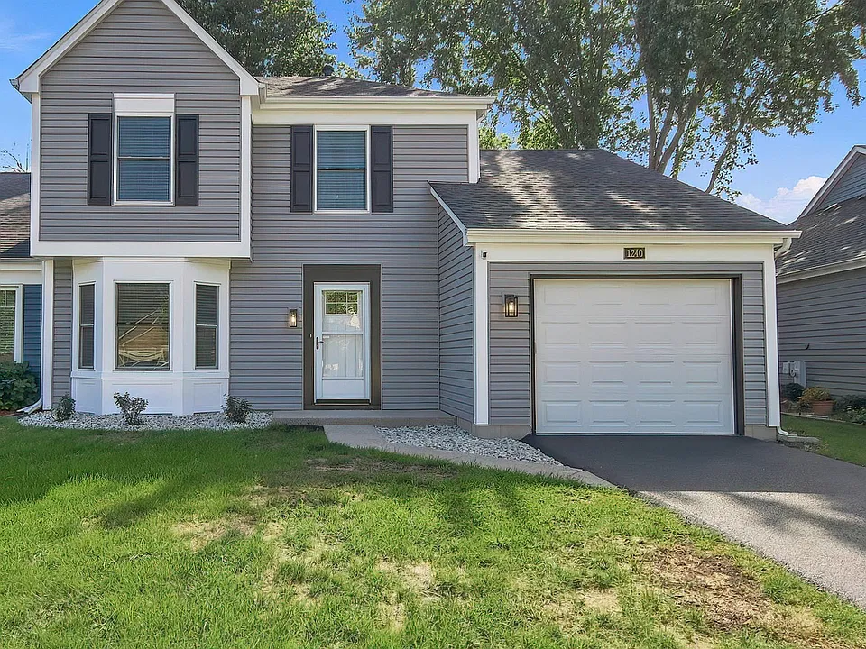 1240 Huntington Dr