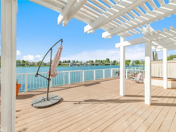 76 Fairlake #23, Irvine, CA 92614