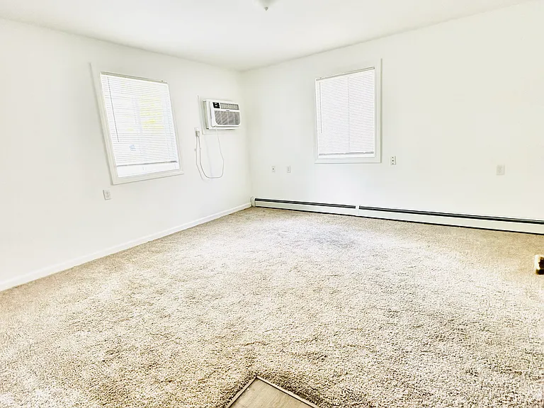 729 Buchanan Ave #1 — Photo 2