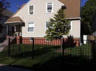 31 Maple Pkwy, Staten Island, NY 10303