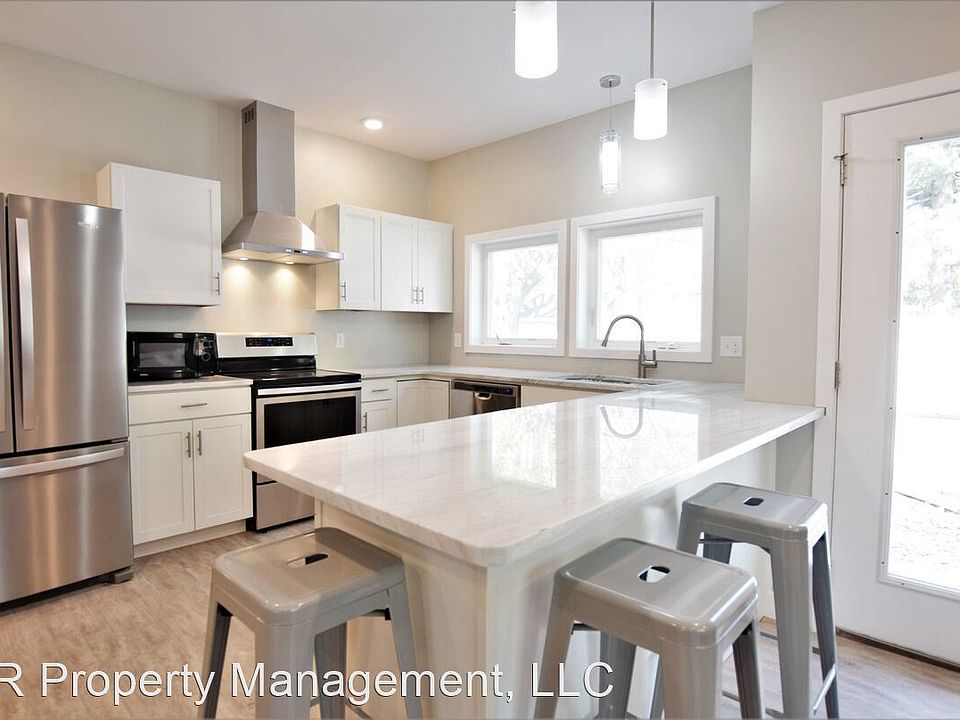 1st image of 217 Columbia St #6588359