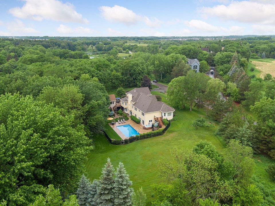 1501 W Farm Rd, Chaska, MN 55318 Zillow