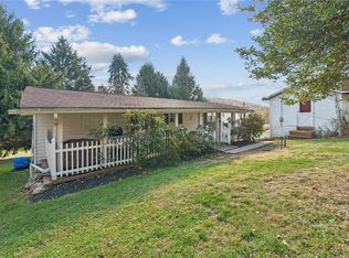 18 Little Run Ln, Bulger, PA 15019