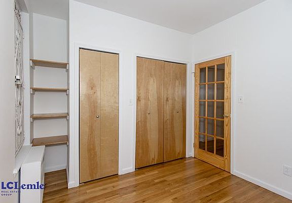 3rd image of 305 E 78th St APT 4RW