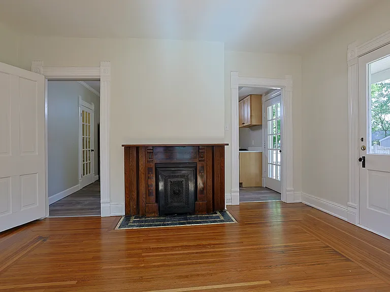 6118 Prentice St — Photo 19