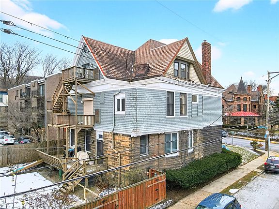 3rd image of 501 S Highland Ave APT 3