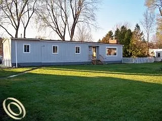 1728 Woodhill Dr photo 1