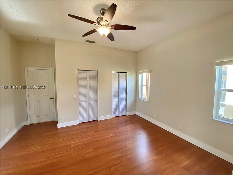 837 Tanglewood Cir — Photo 7