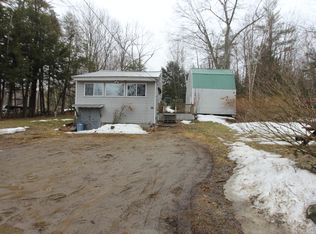 14 E Shore Dr, Greene, ME 04236