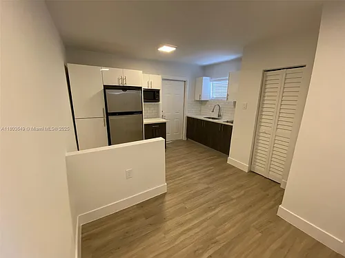 11310 Peachtree Dr #STUDIO Photo 1