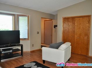 15540 Dapple Cir, Rosemount, MN 55068