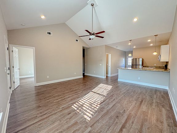 3rd image of 222 Waybill Cir
