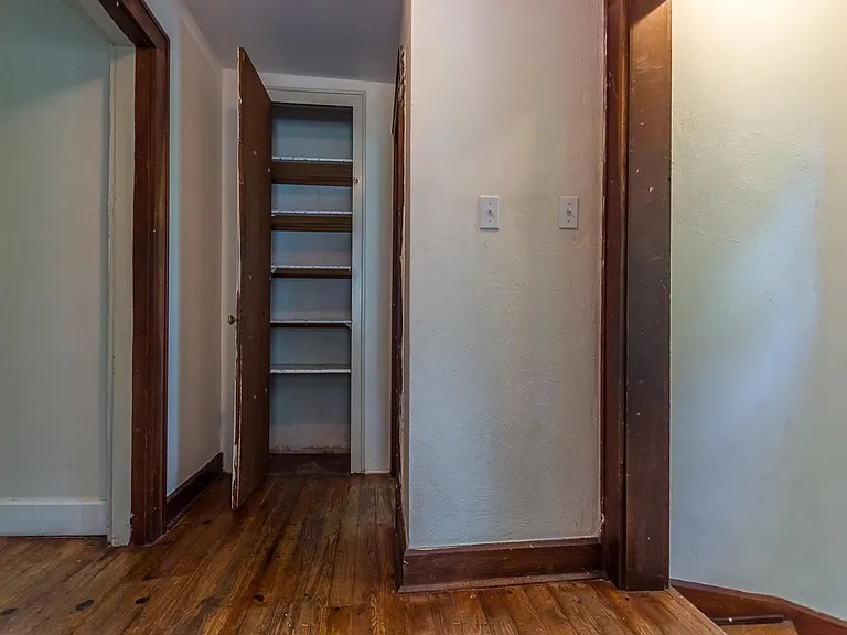 311 N Jefferson St — Photo 18