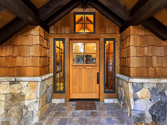 4th image of 261 Redding Way