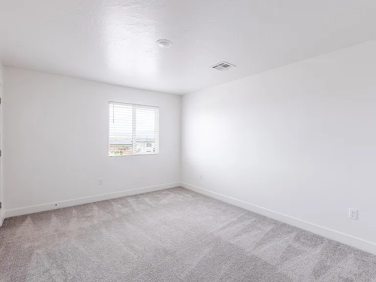 1889 E Honeycomb Dr — Photo 38