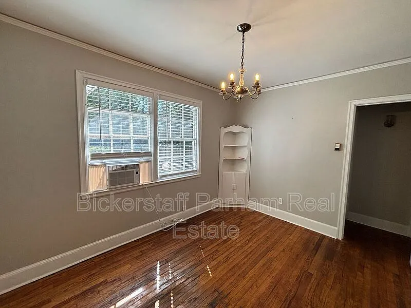 1 bed, 1.0 bath, 1025 sqft, $725 — Photo 4