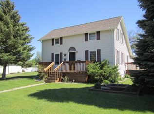 670 6th St SW, Huron, SD 57350